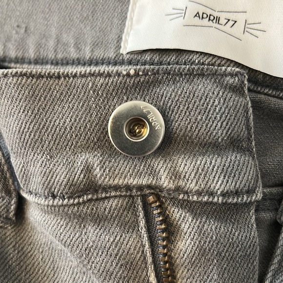 April 77 Gray Joey Cold Bleach Denim Jeans - Picture 7 of 9
